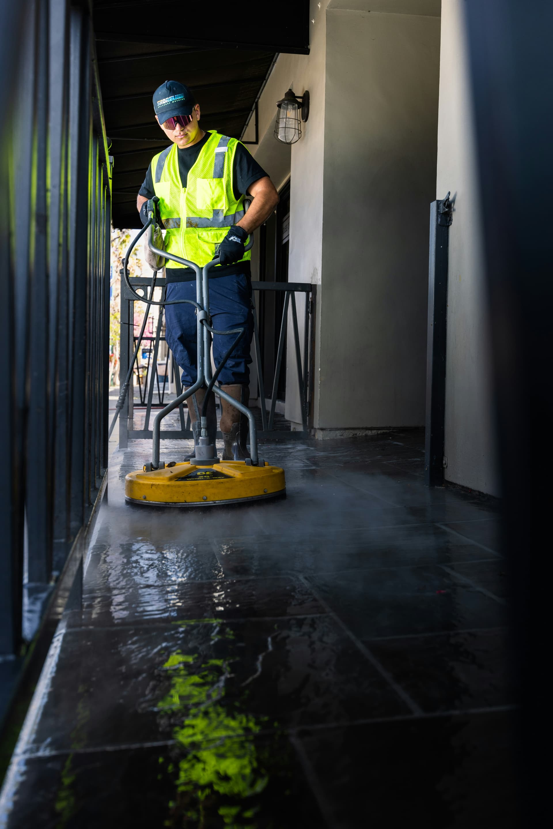 Professional pressure washing service